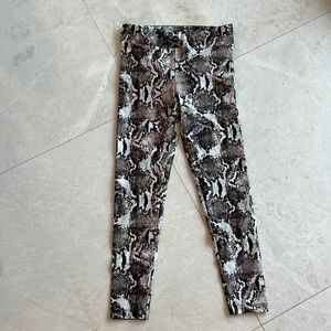 Koral Black and Brown Snake Print Leggings Sz S High Waist 7/8 Length NWOT